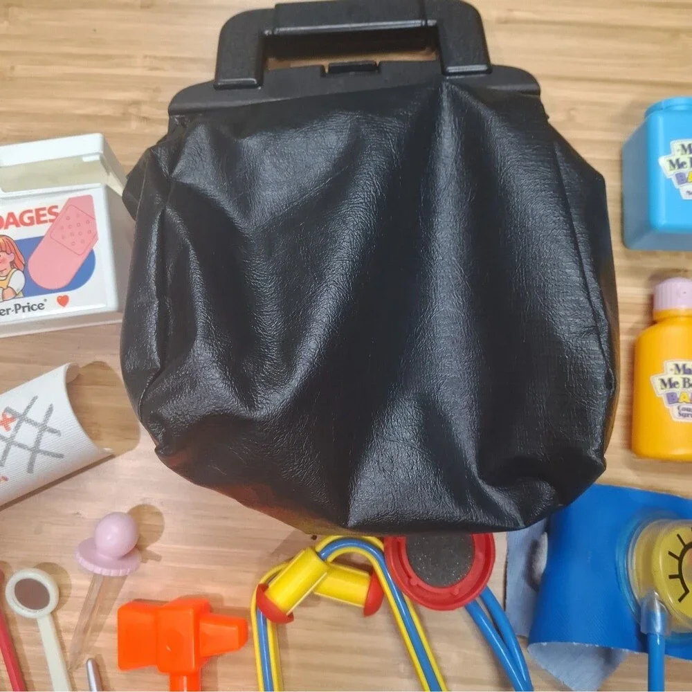 Vintage Fisher Price 1987 Black Medical Kit Bag Supplies Doctor Nurse Kids Toy